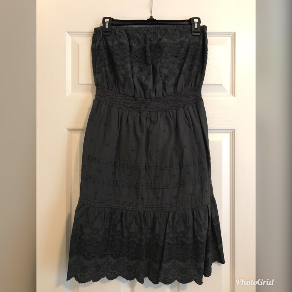 *MAKE AN OFFER* Gap Charcoal Gray Strapless Dress